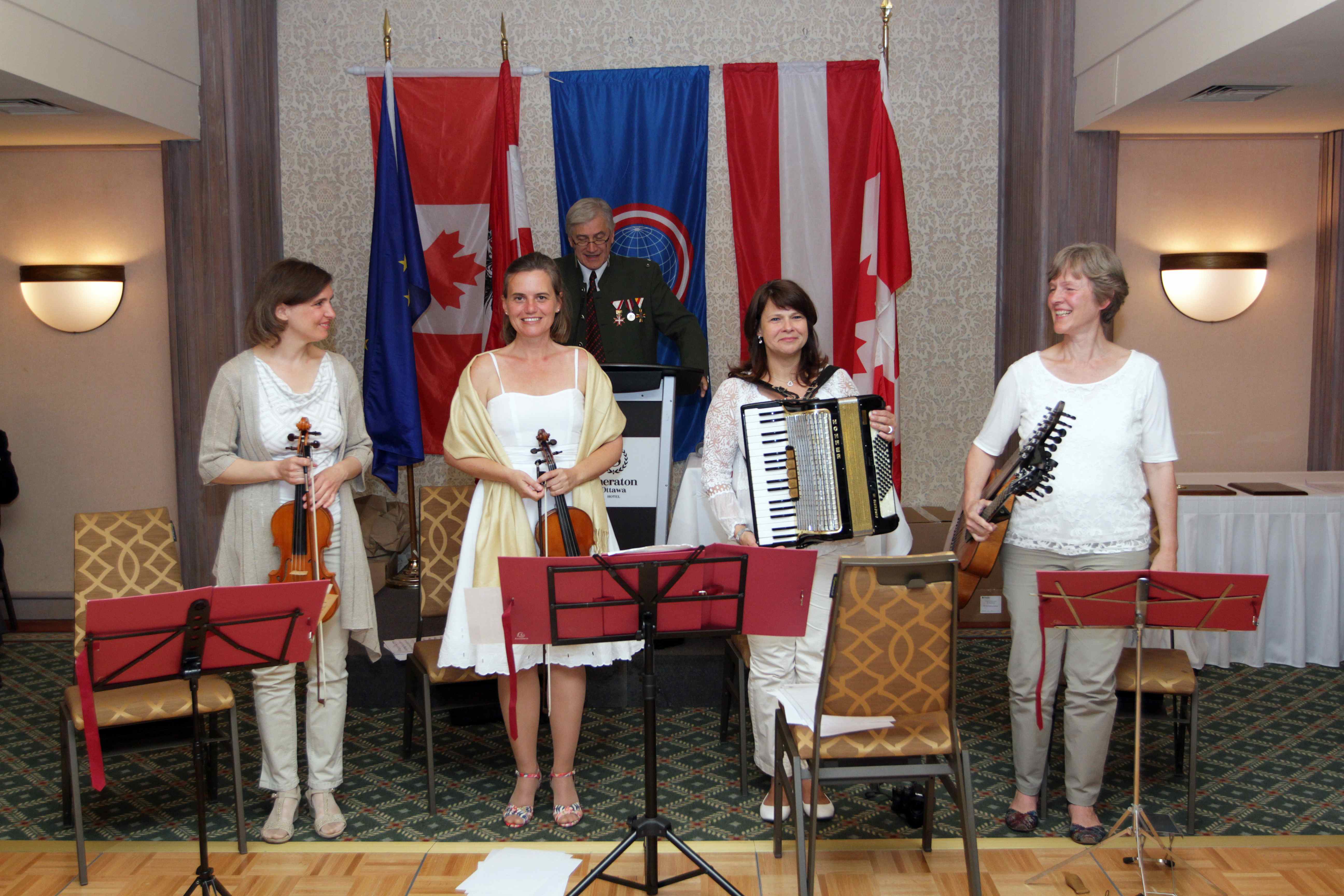 The Wiener Frauen Schrammeln (Viennese Women’s Schrammel Quartet)